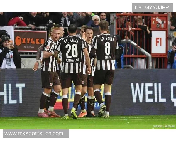 尤文图斯与里昂激战四三红牌事件引发全场热议与数据分析