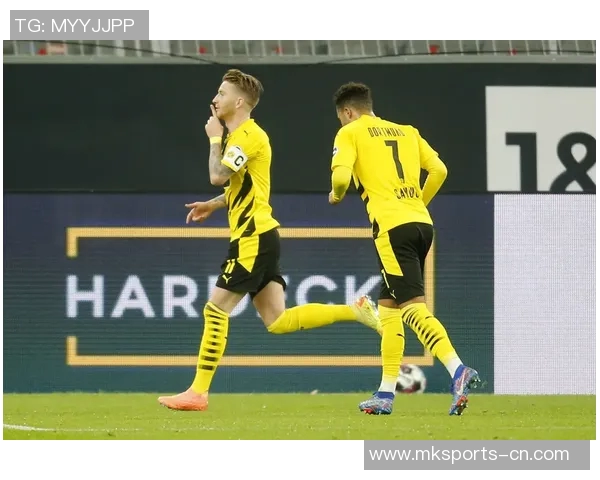 德甲激战:里昂惊险逆转尤文图斯全场沸腾的精彩瞬间解析 德甲激战:里昂惊险逆转尤文图斯全场沸腾的精彩瞬间解析