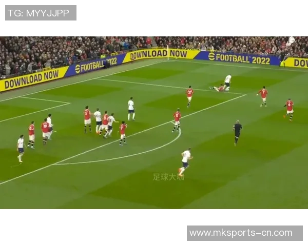 意甲精彩对决AC米兰4-0热刺帽子戏法引爆全场战术解析