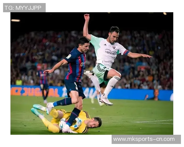 西甲精彩对决那不勒斯与多特蒙德1比1平局绝杀瞬间引发全场狂欢